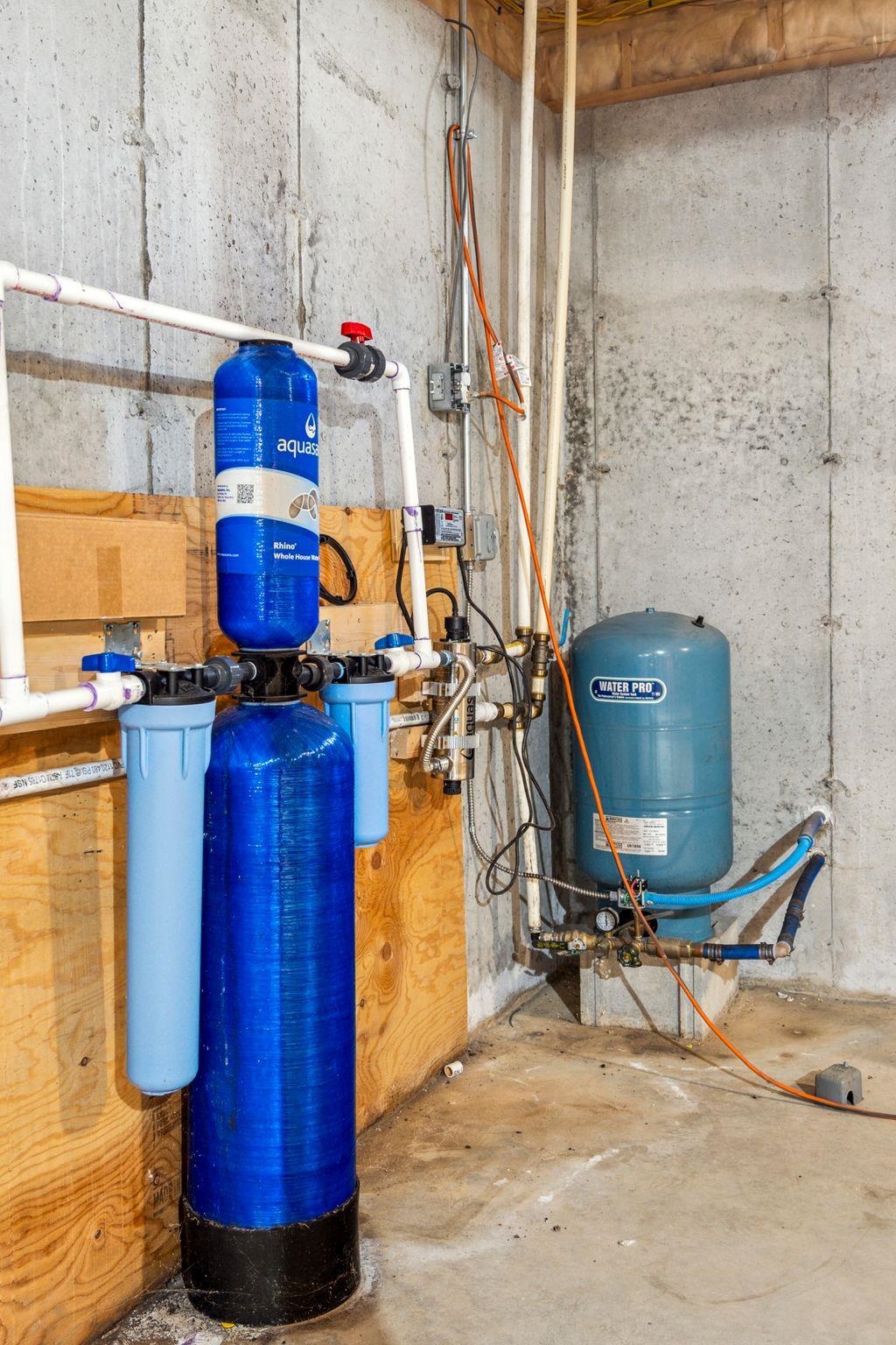 East Kingston, New Hampshire 03827, United States, 3 Bedrooms Bedrooms, ,3 BathroomsBathrooms,Residential,Pending,114185