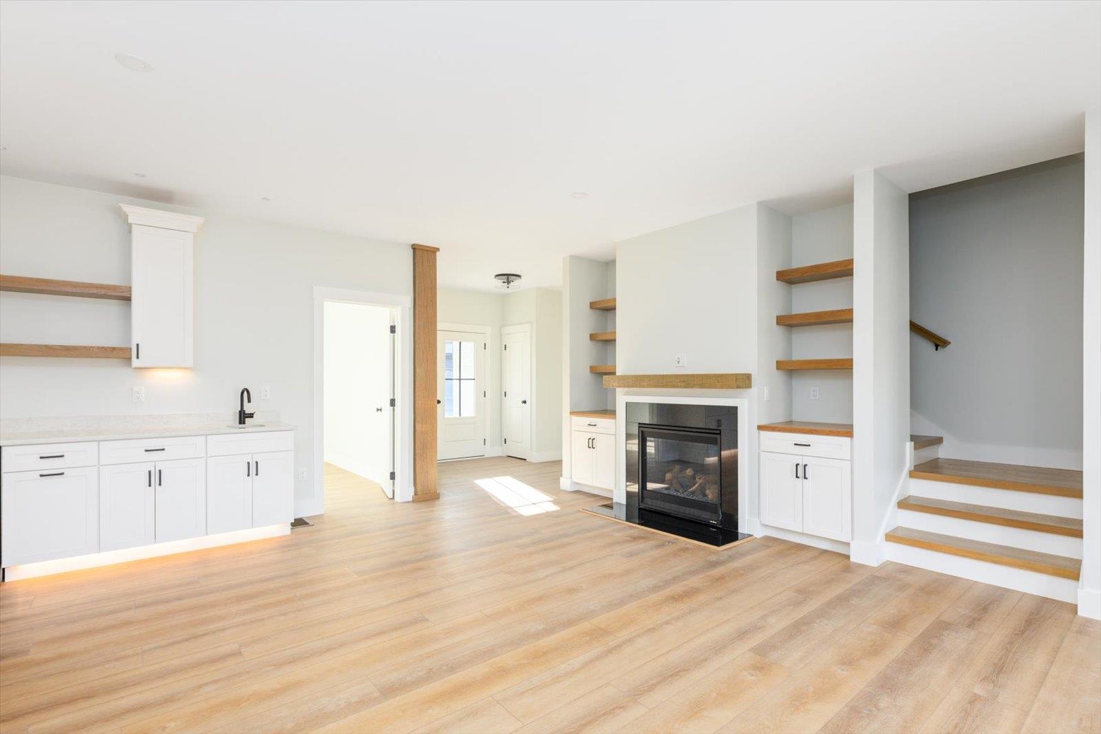 18 Roberts Drive Unit#1