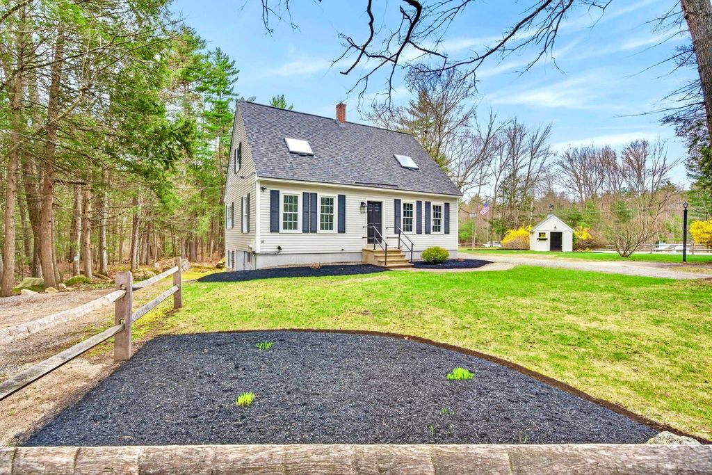 Photo of 131 Colburn Road, Milford, NH 03055 (MLS # 5084807)
