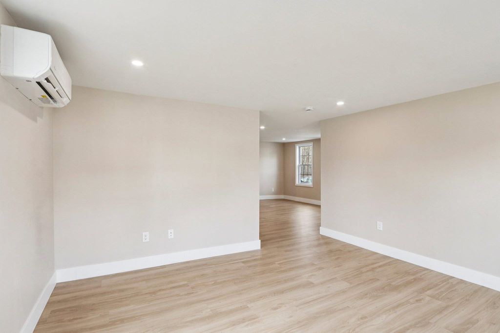 Photo of 101 Souhegan Street, Milford, NH 03055 (MLS # 5082067)