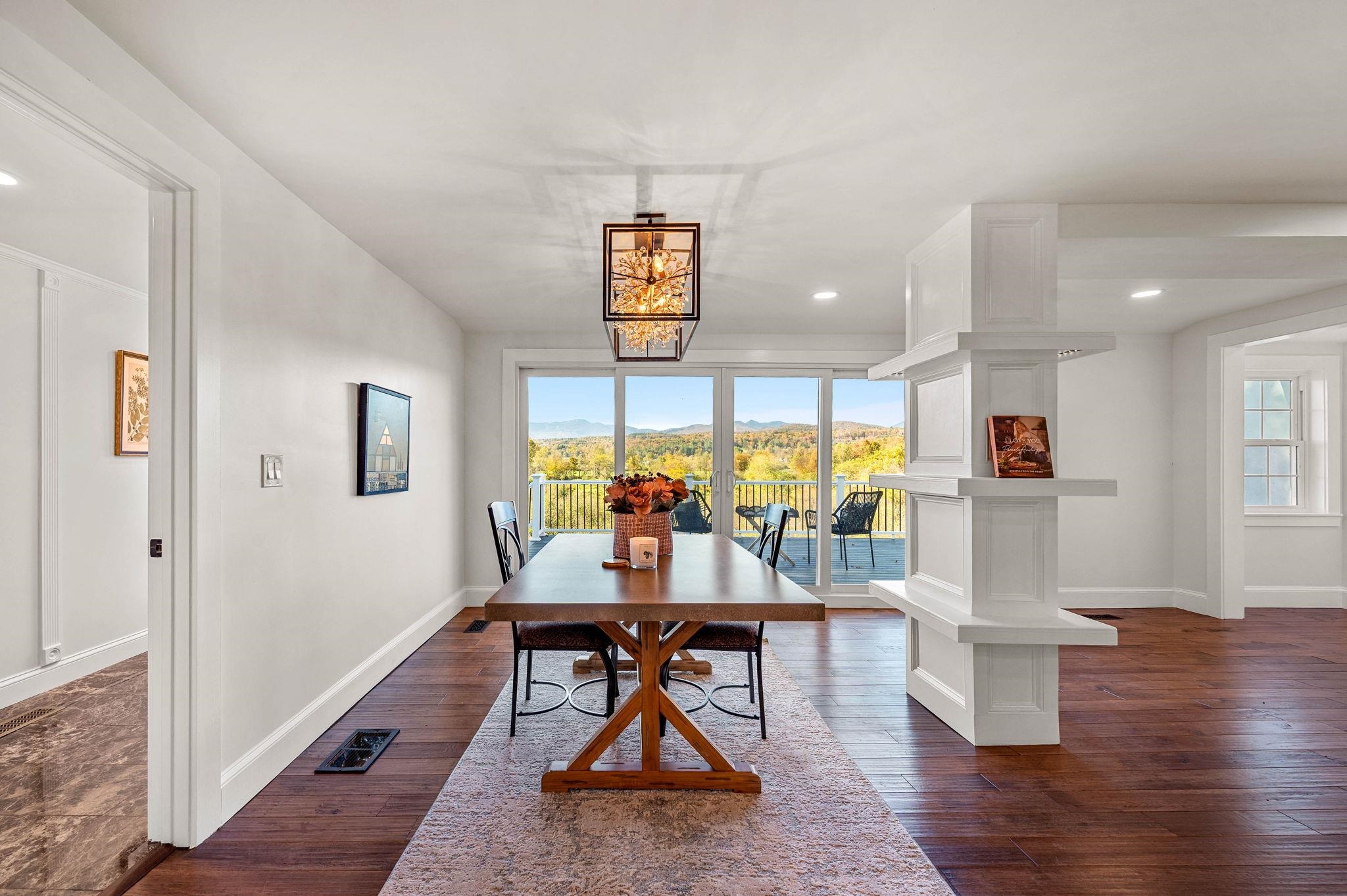 Stowe, Vermont 05672, United States, 2 Bedrooms Bedrooms, ,3 BathroomsBathrooms,Residential,Active,221995