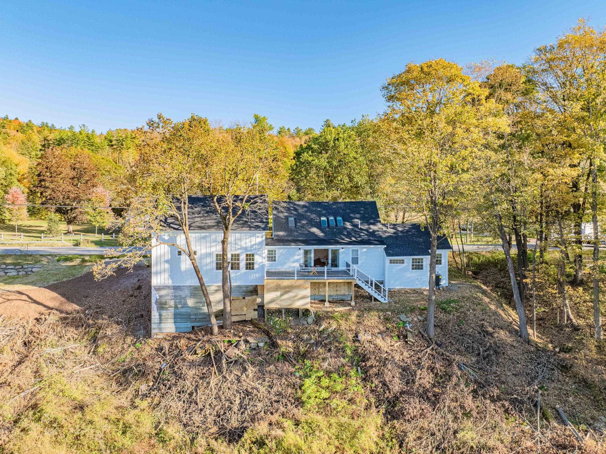 Stowe, Vermont 05672, United States, 2 Bedrooms Bedrooms, ,3 BathroomsBathrooms,Residential,Active,221995