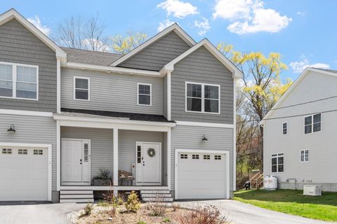 Photo of 71 Cedar Street #2, Hopkinton, NH 03229 (MLS # 5085934)
