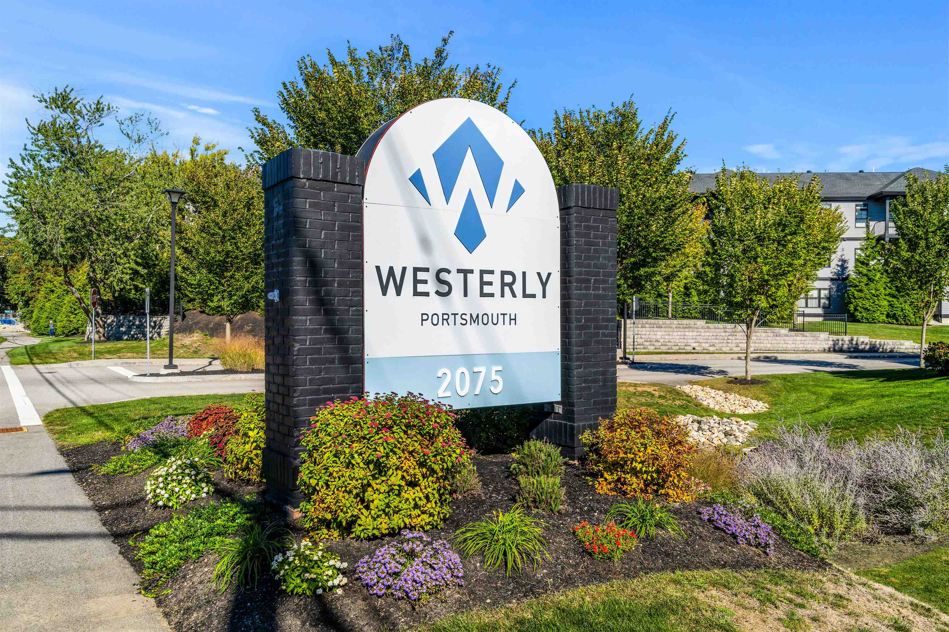 2075 Lafayette Road B11