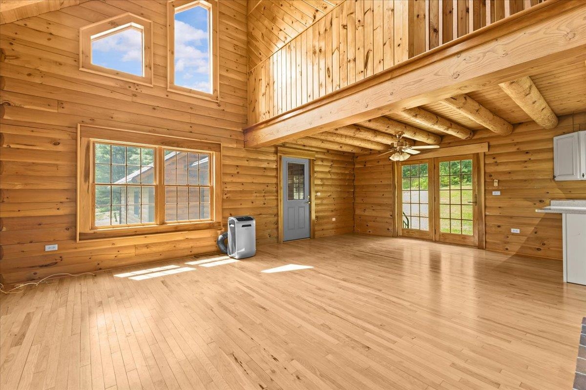 112 Green Acres Road