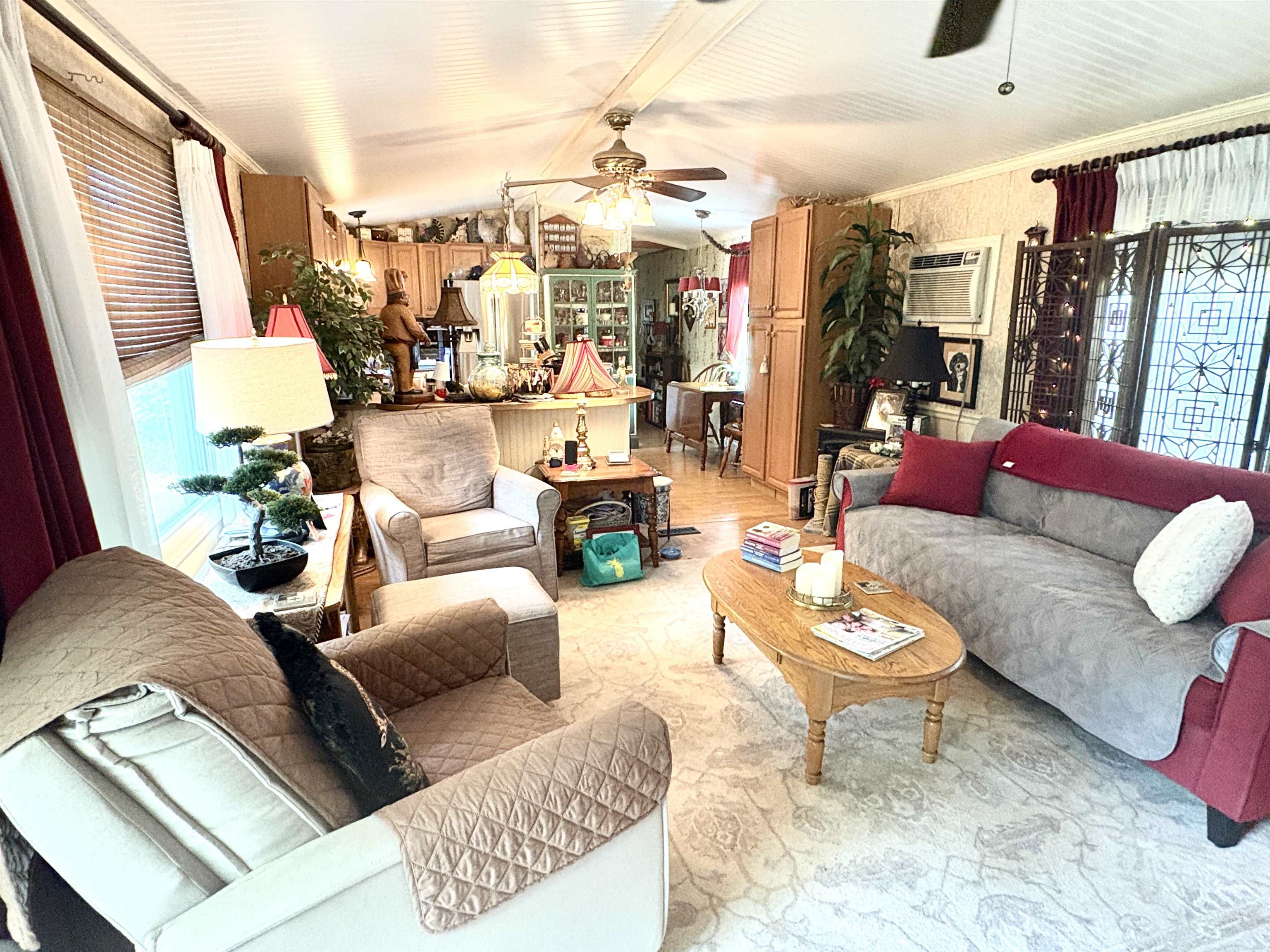 Raymond, New Hampshire 03077, United States, 2 Bedrooms Bedrooms, ,1 BathroomBathrooms,Residential,Active,145891