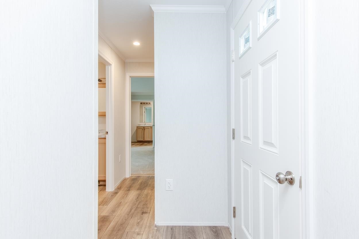 Concord, New Hampshire 03303, United States, 2 Bedrooms Bedrooms, ,2 BathroomsBathrooms,Residential,Active,183716