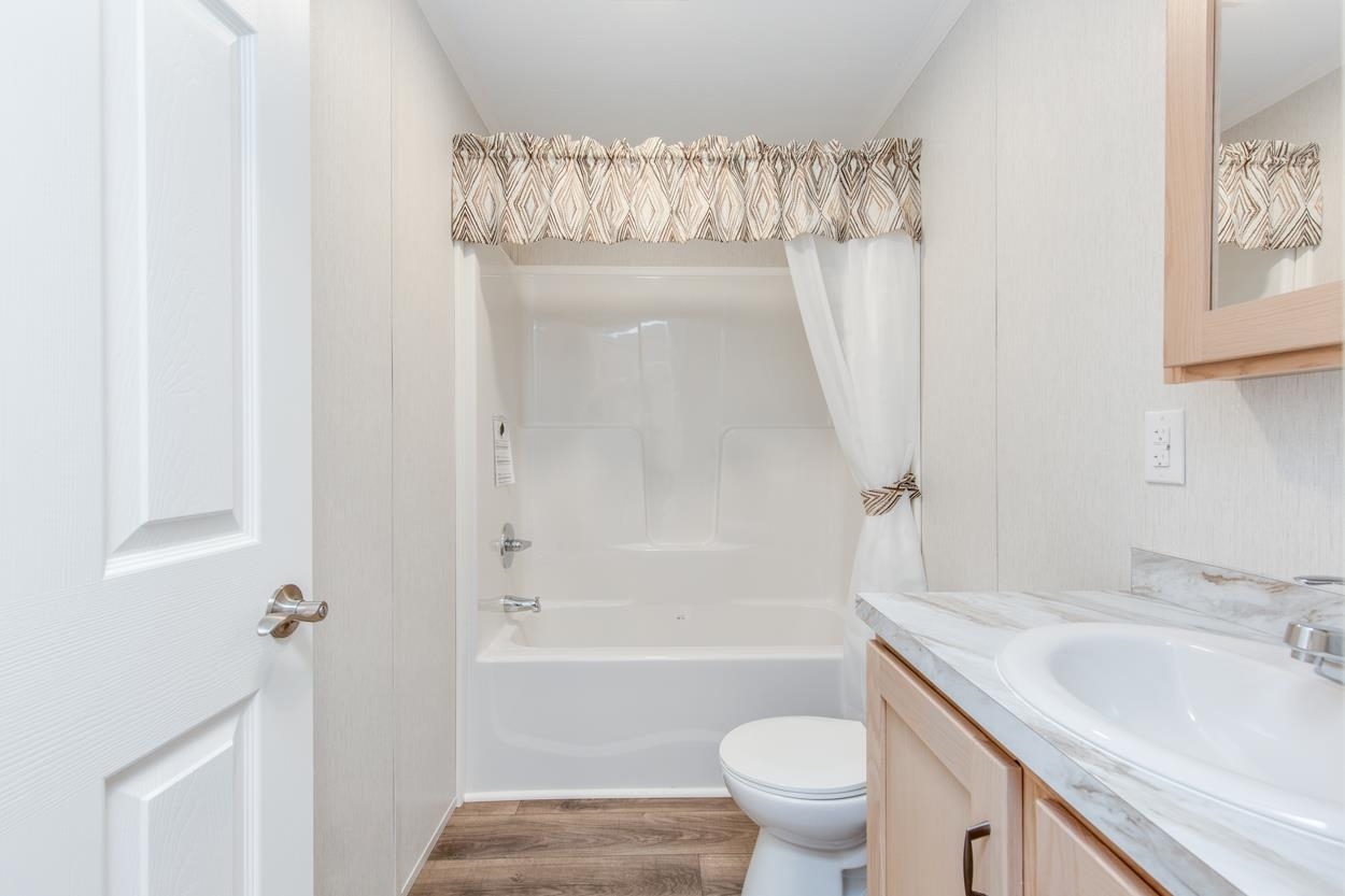 Concord, New Hampshire 03303, United States, 2 Bedrooms Bedrooms, ,2 BathroomsBathrooms,Residential,Active,183716