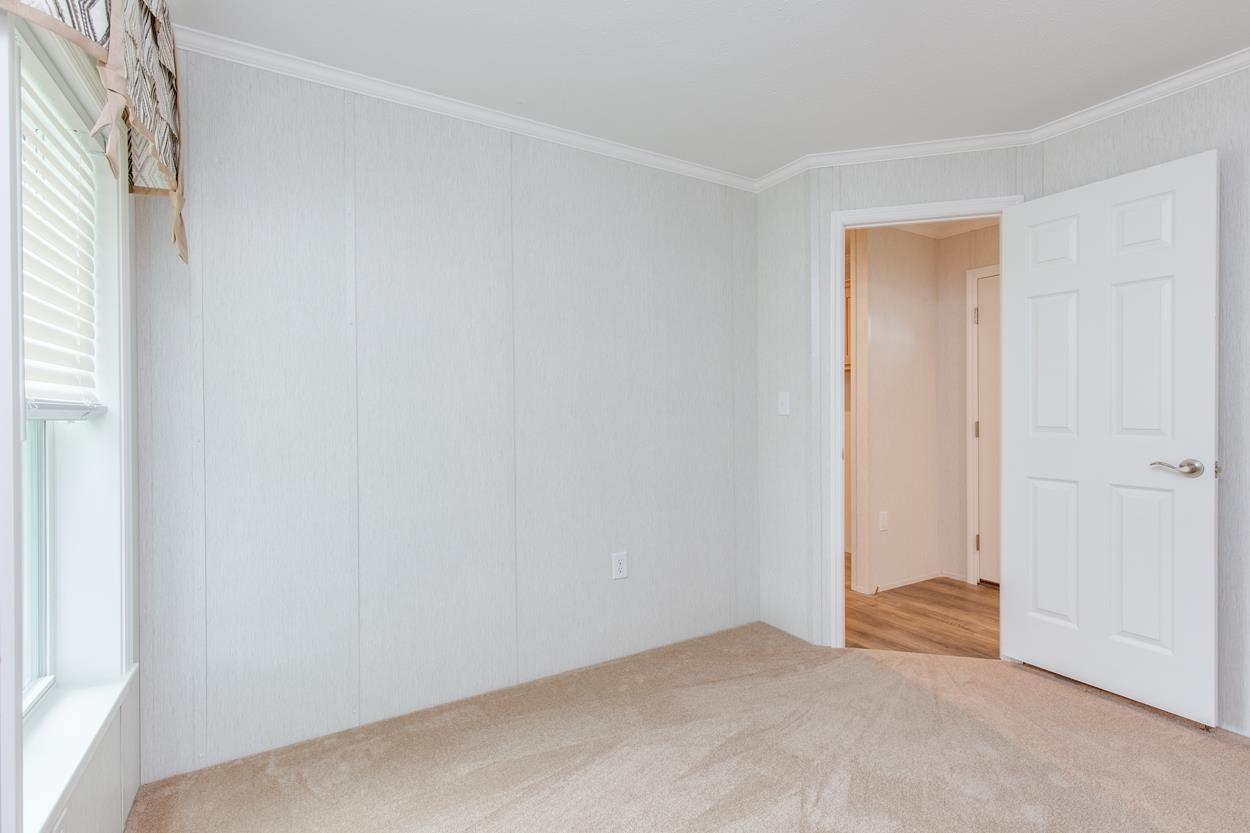 Concord, New Hampshire 03303, United States, 2 Bedrooms Bedrooms, ,2 BathroomsBathrooms,Residential,Active,183716