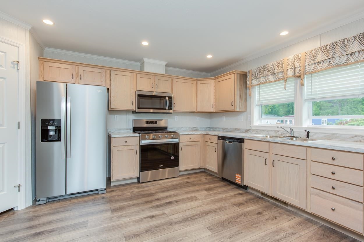 Concord, New Hampshire 03303, United States, 2 Bedrooms Bedrooms, ,2 BathroomsBathrooms,Residential,Active,183716