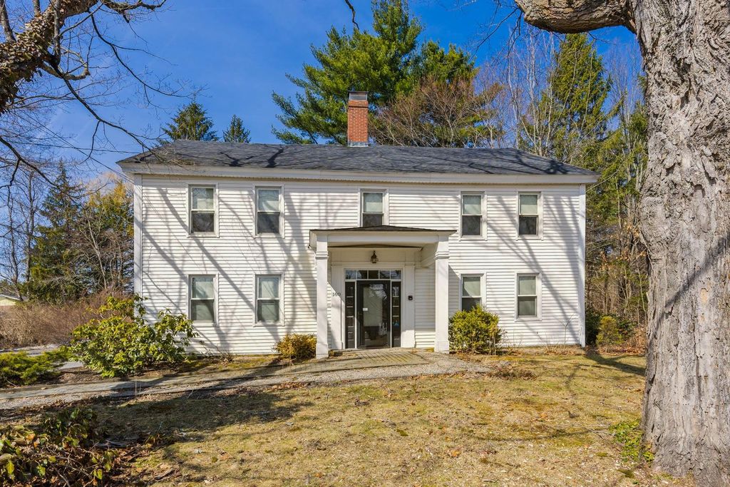 Photo of 180 Main Street, Kingston, NH 03848 (MLS # 5084157)