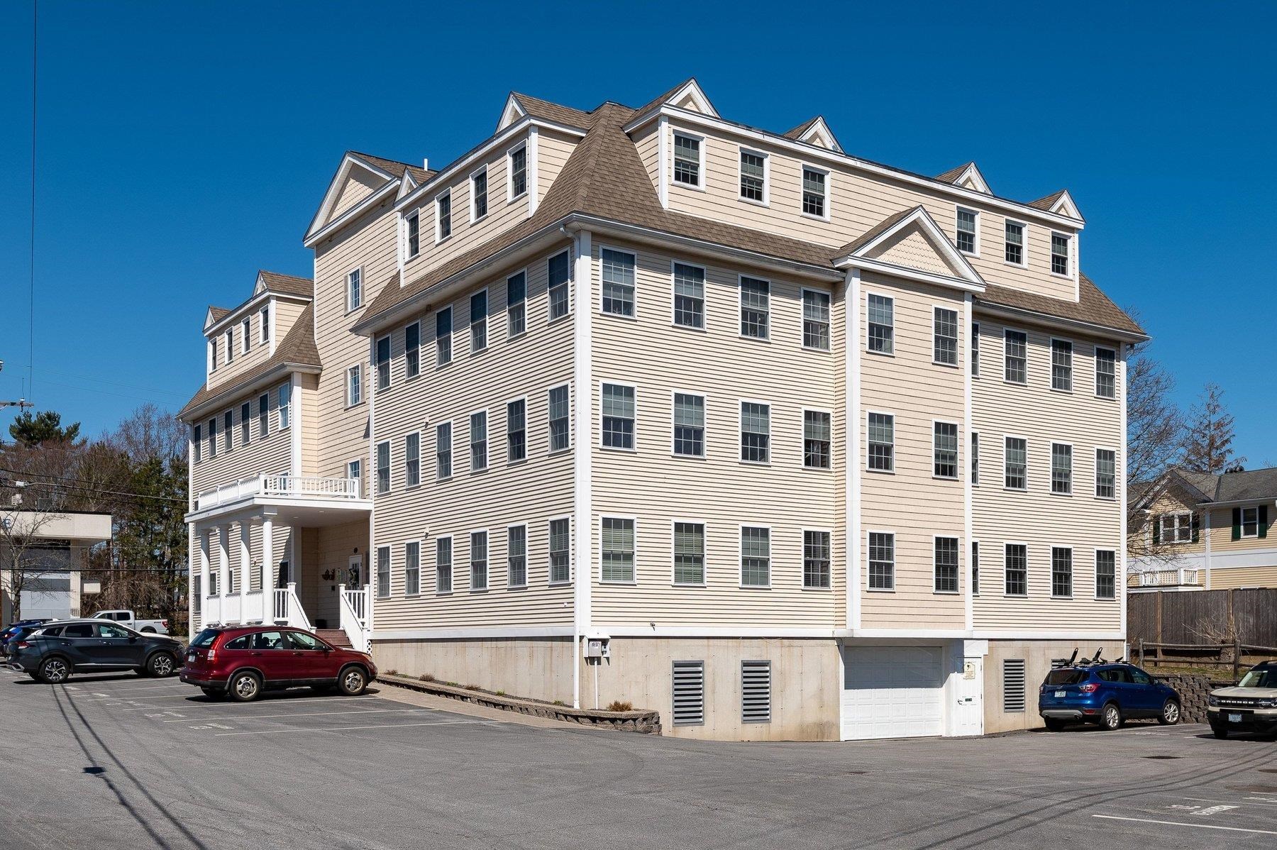 105 Winnacunnet Road 5