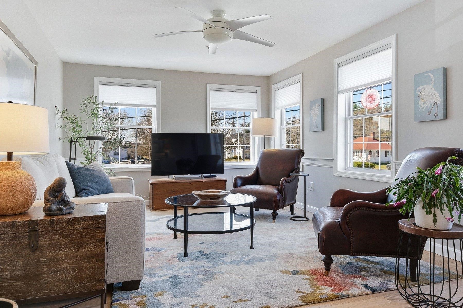 105 Winnacunnet Road 5