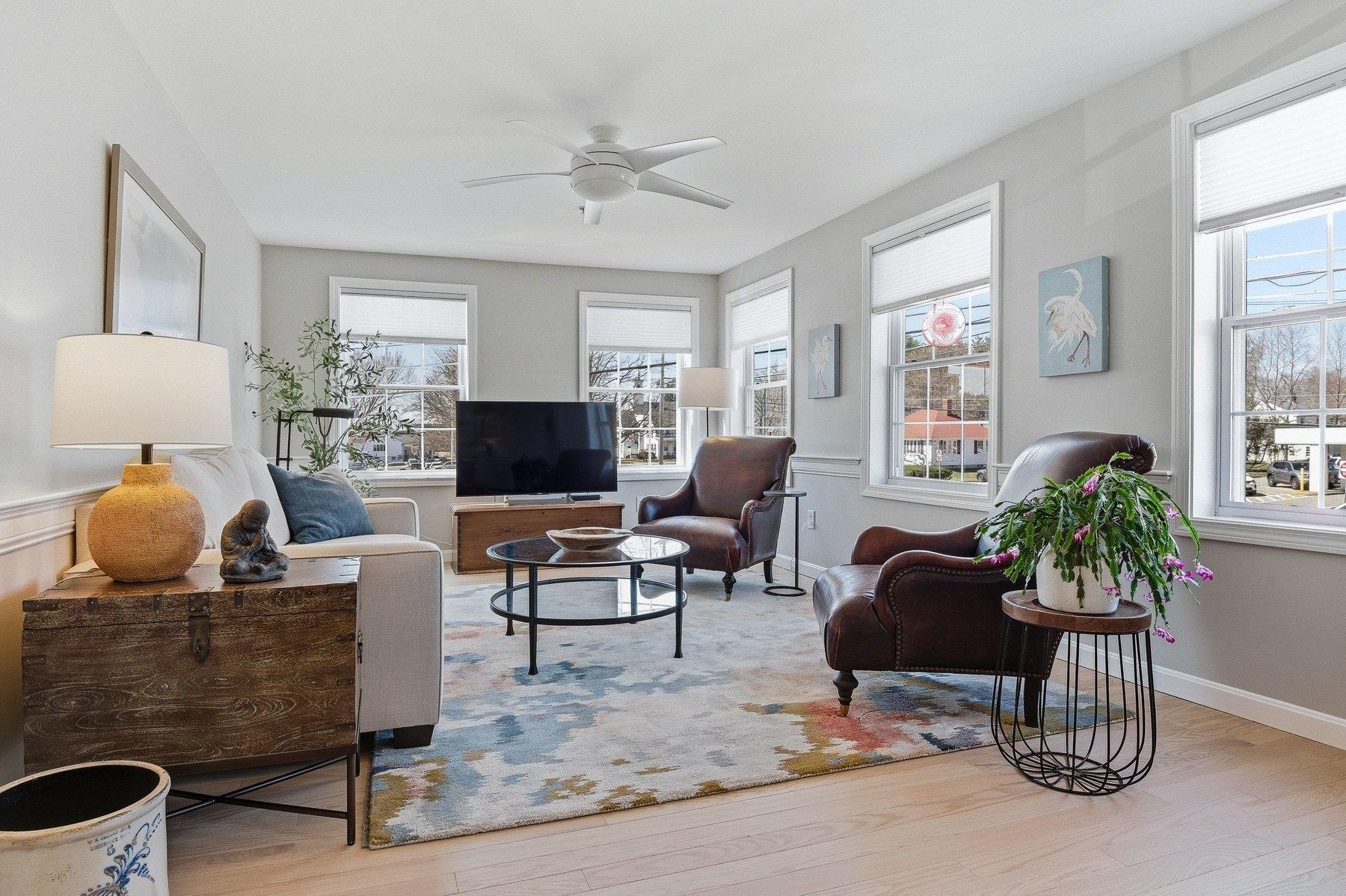 105 Winnacunnet Road 5