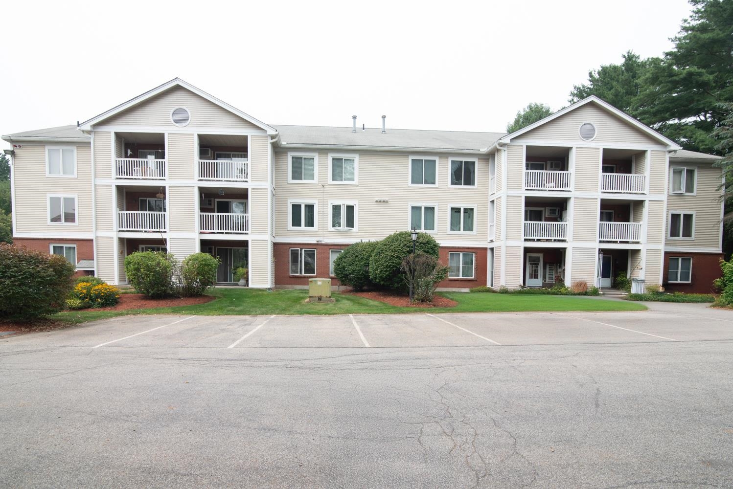 3 Timberwood Drive 305