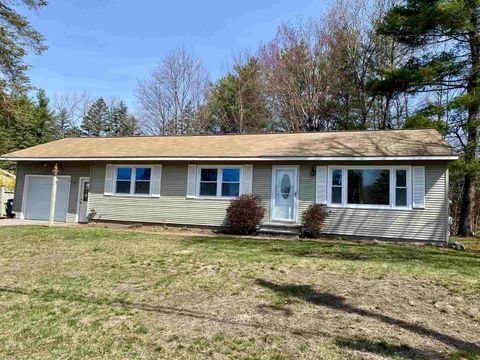 Photo of 18 Kanata Drive, Nashua, NH 03063 (MLS # 5083602)