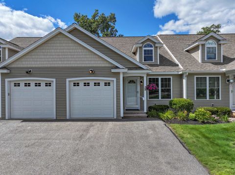 38 Settlers Way Pelham NH 03076