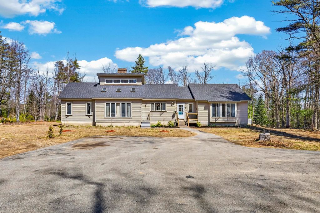 Photo of 314 Wentworth Road, Brookfield, NH 03872 (MLS # 5084830)
