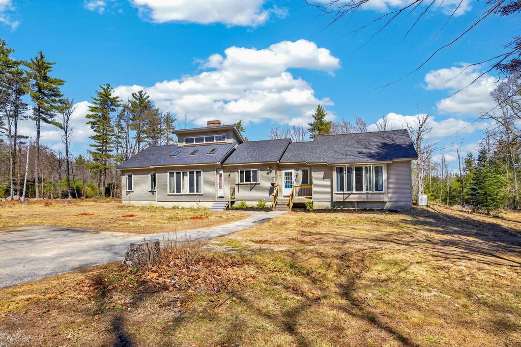 Photo of 314 Wentworth Road, Brookfield, NH 03872 (MLS # 5084830)