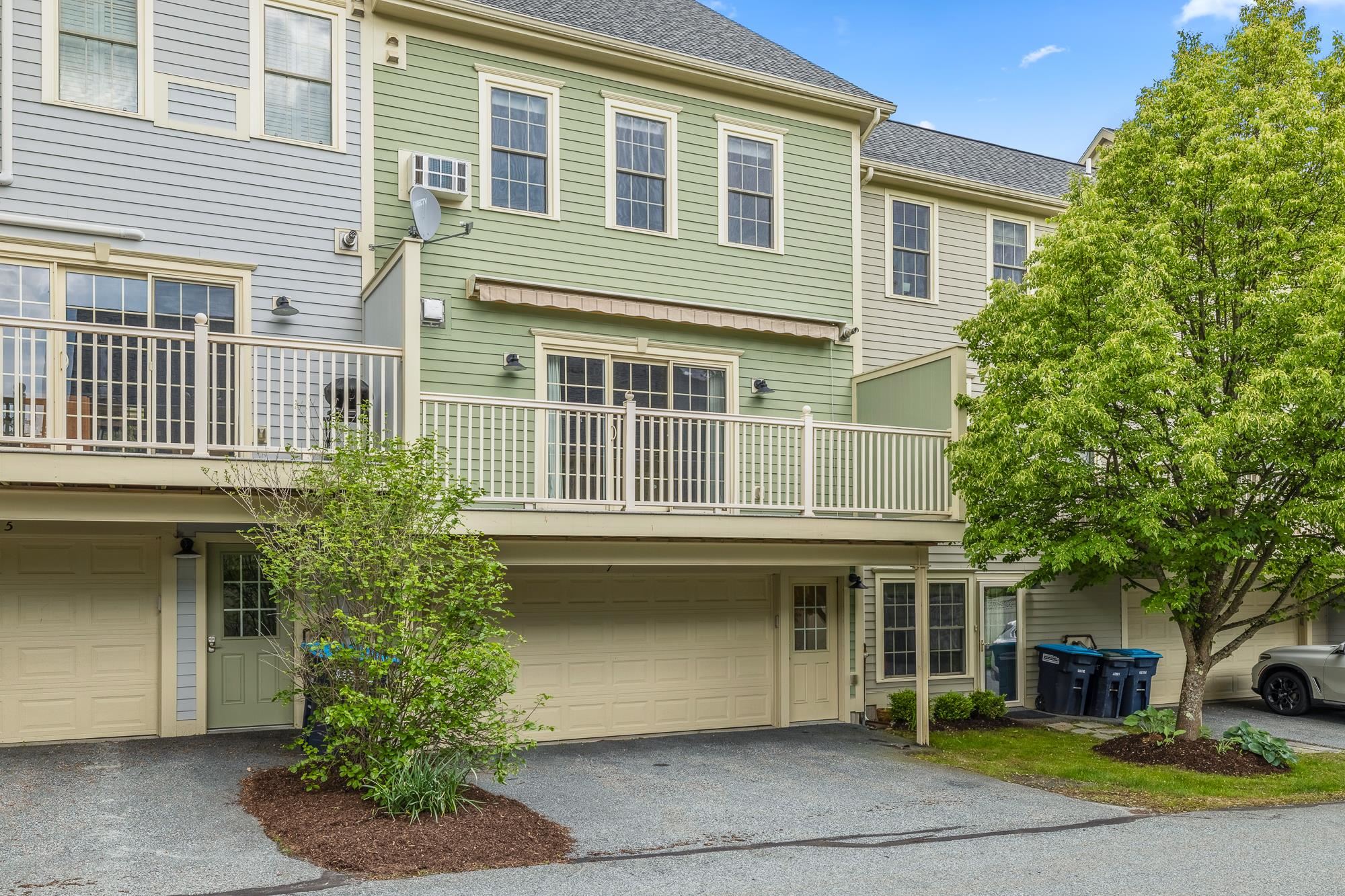 7 Shadow Brook Drive