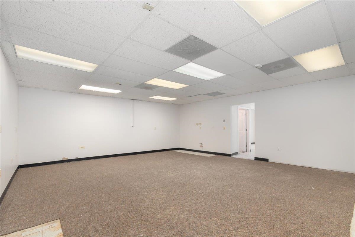 Amherst, New Hampshire 03031, United States, ,Commercial,Active,43469