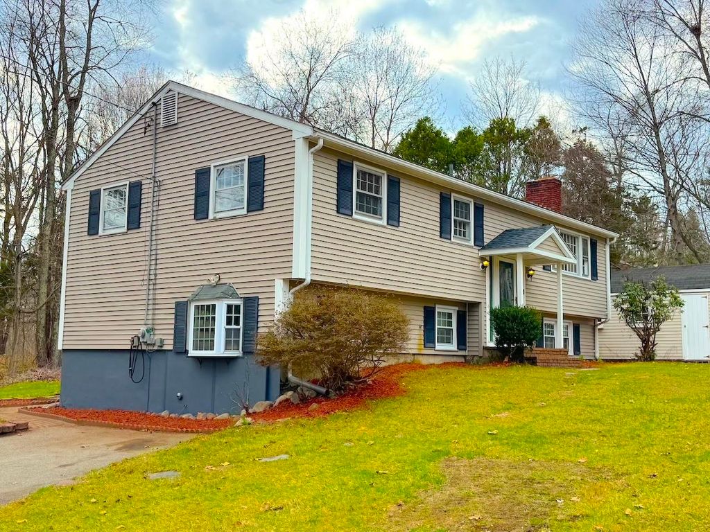 Photo of 30 Highland Street, Newton, NH 03858 (MLS # 5084877)