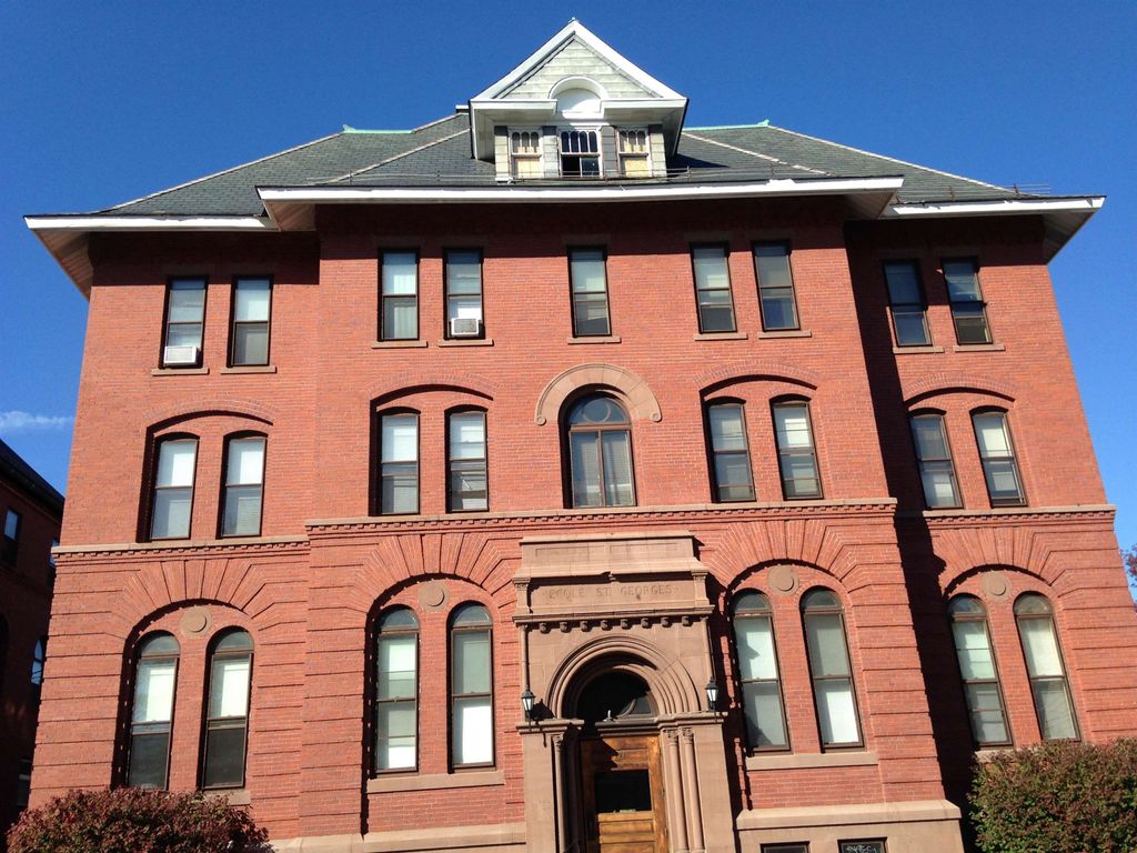 Photo of 124 Orange Street #204, Manchester, NH 03103 (MLS # 5067397)