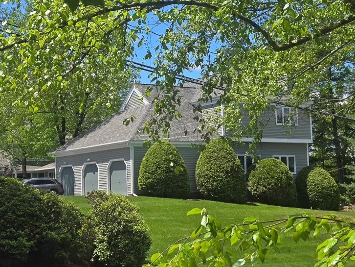 40 Laurel Court
