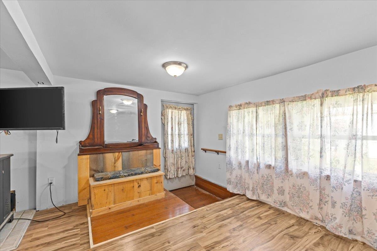 103 Hillview Terrace