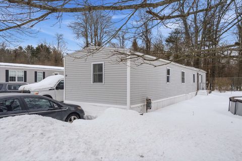 30 Longmeadow Drive Concord NH 03301