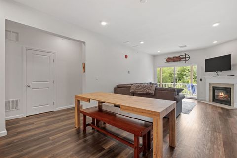 Photo of 12 Twin Tip Terrace #10, Lincoln, NH 03251 (MLS # 5053441)