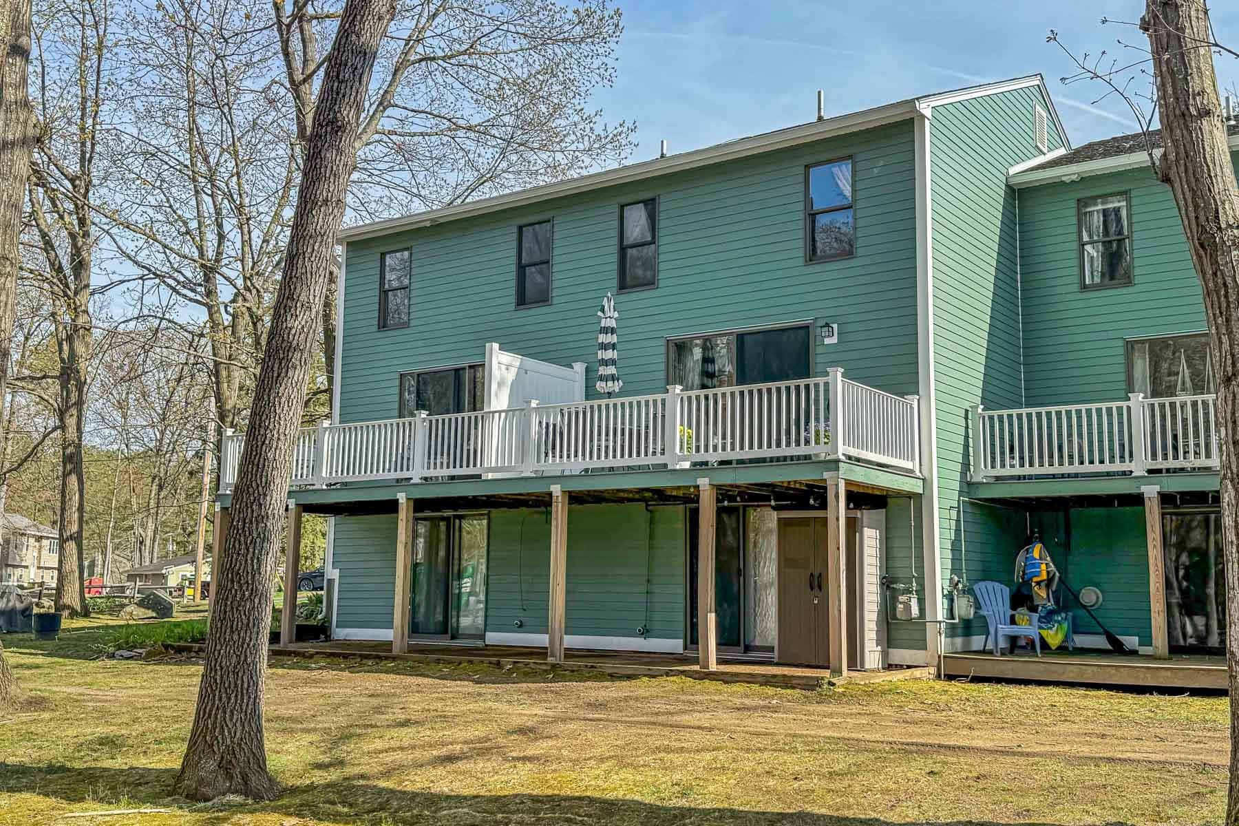1311 Piscassic Street