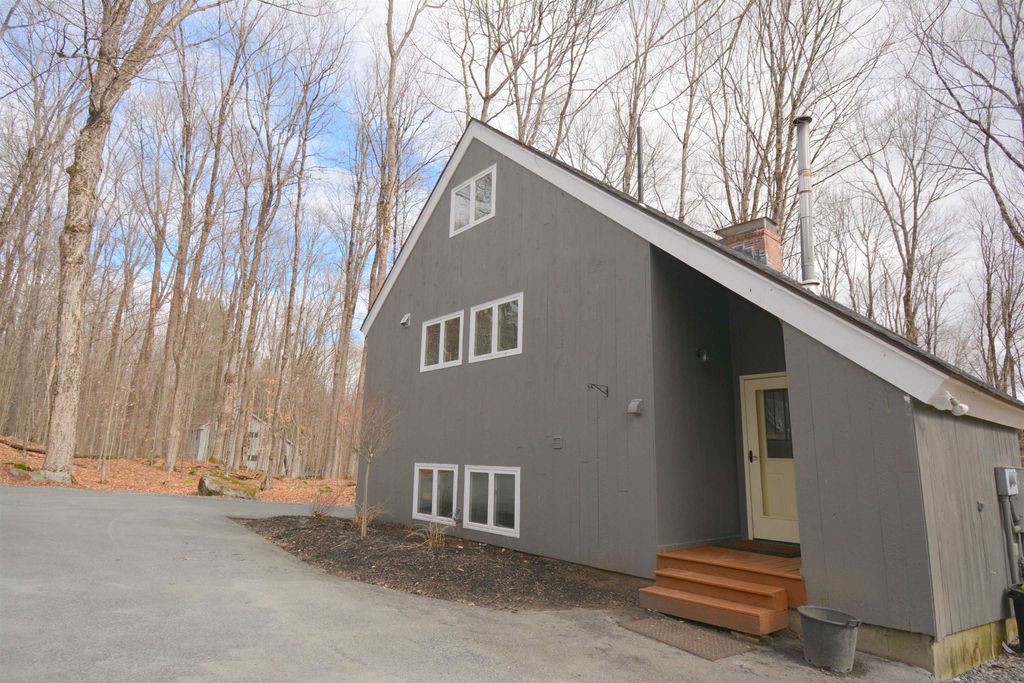Photo of 54 Brookridge Drive, Grantham, NH 03753 (MLS # 5082266)