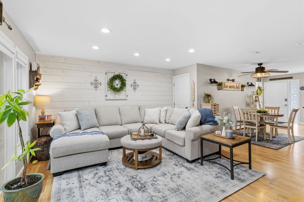 Photo of 1465 Hooksett Road #267, Hooksett, NH 03106 (MLS # 5085596)