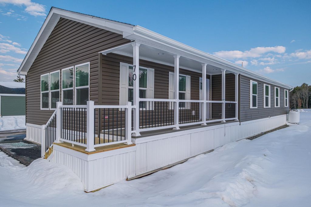 Photo of 70 Diamondback Drive, Rochester, NH 03868 (MLS # 5080138)