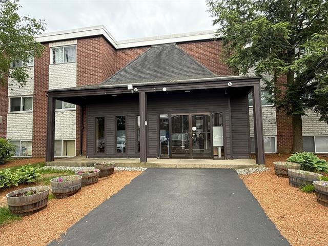 Concord, New Hampshire 03301, United States, 2 Bedrooms Bedrooms, ,2 BathroomsBathrooms,Residential,Active,194749