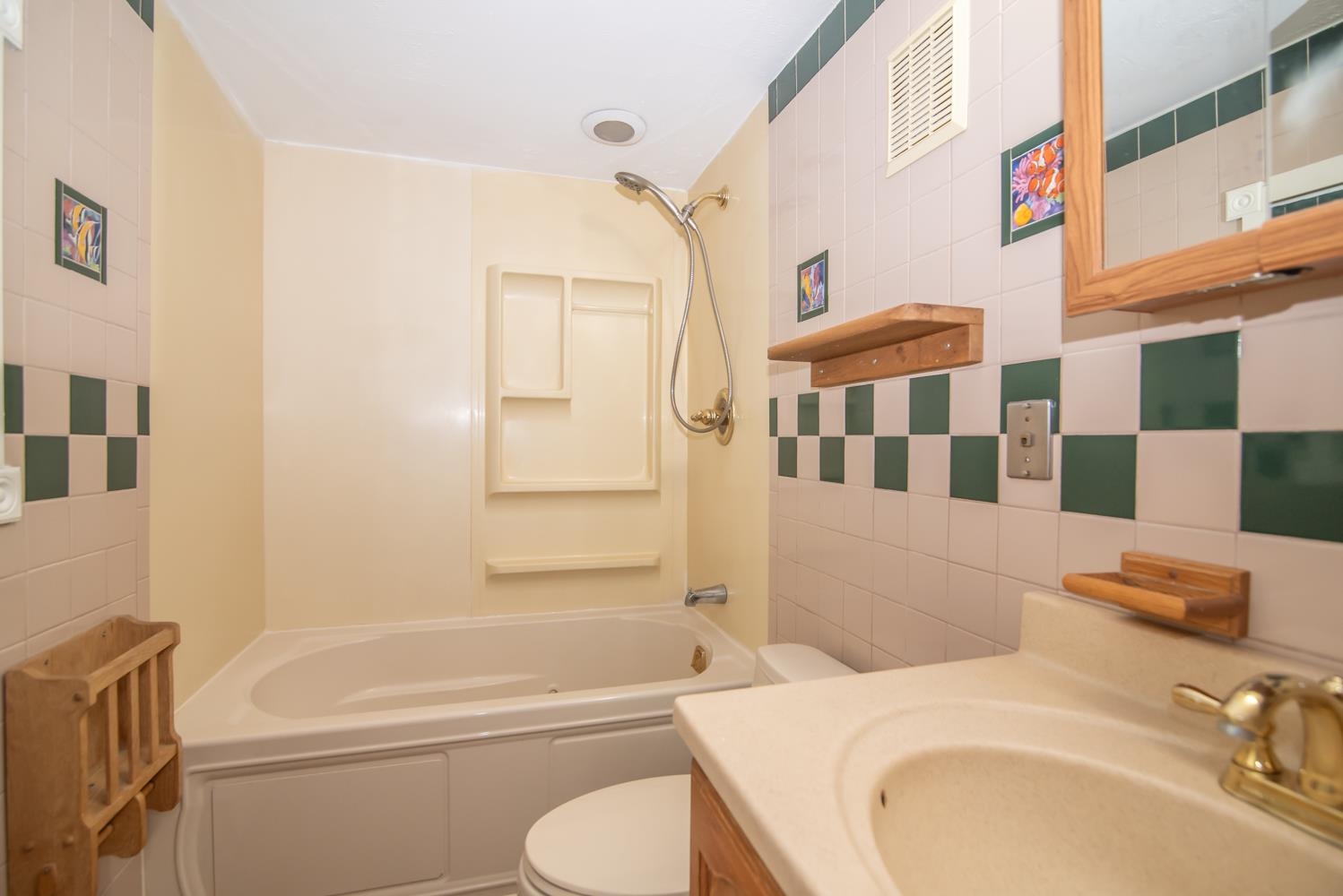 Concord, New Hampshire 03301, United States, 2 Bedrooms Bedrooms, ,2 BathroomsBathrooms,Residential,Active,194749