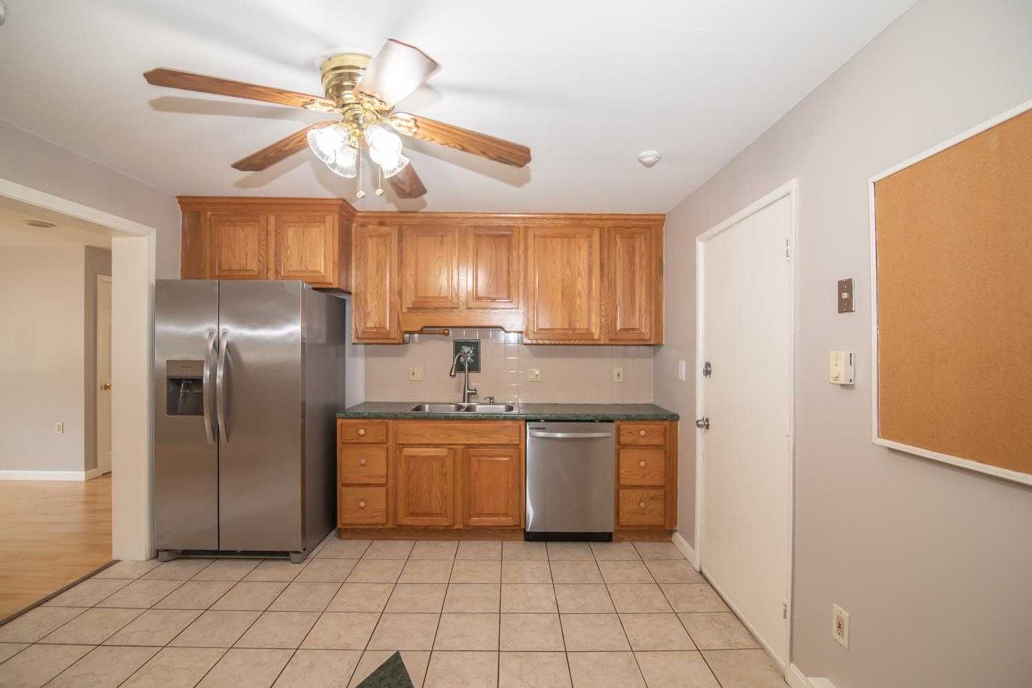 Concord, New Hampshire 03301, United States, 2 Bedrooms Bedrooms, ,2 BathroomsBathrooms,Residential,Active,194749