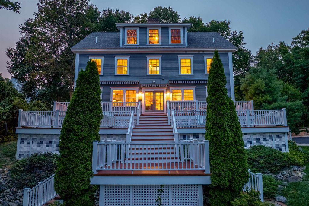 Photo of 8 Gerrys Lane, Dover, NH 03820 (MLS # 5060112)