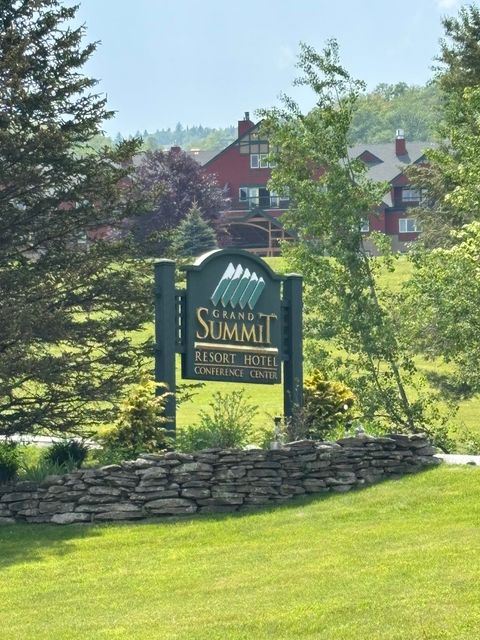 320 322 Qtr1 89 Grand Summit Way 320 322 Dover VT 05356