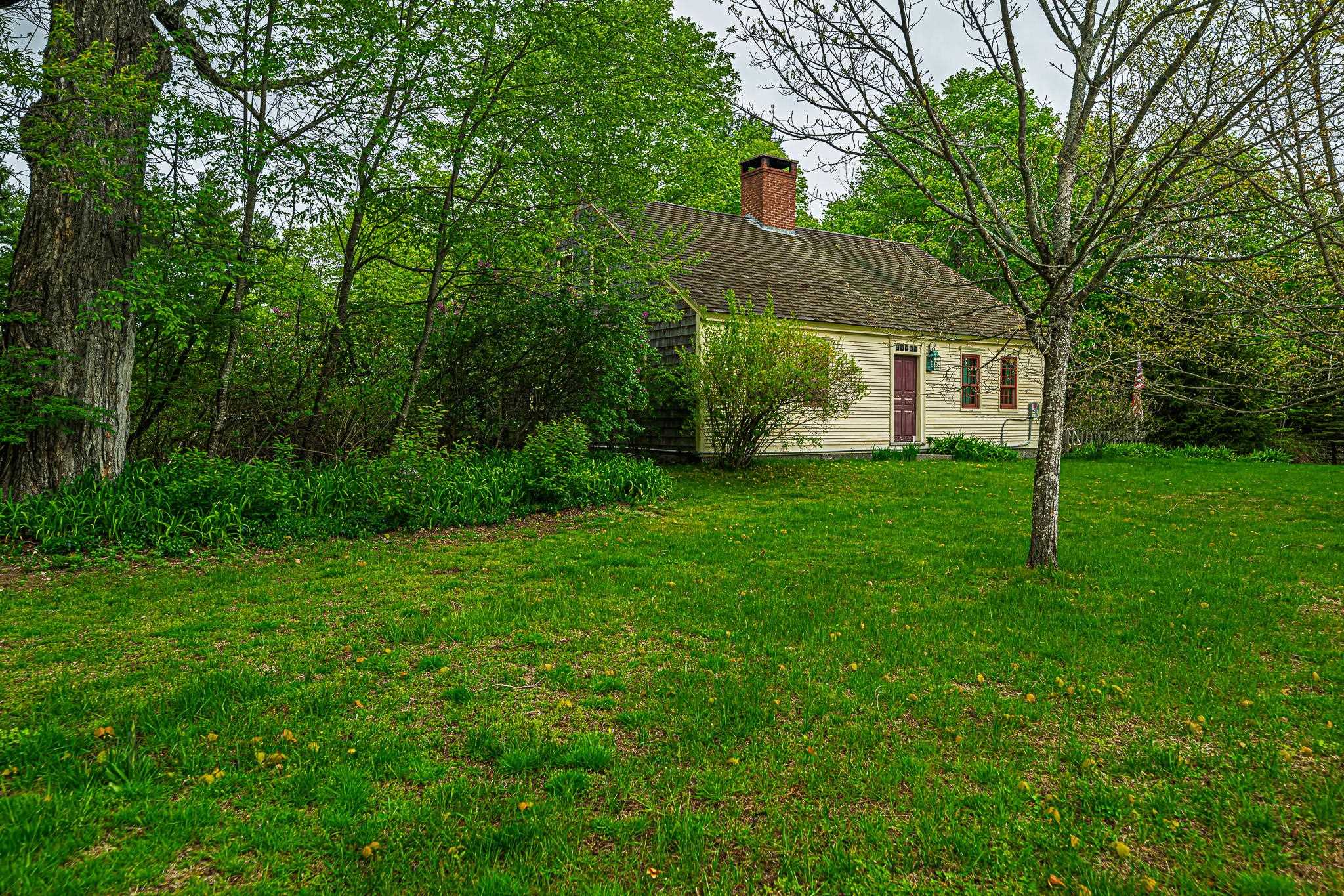 31 Long Hill Road