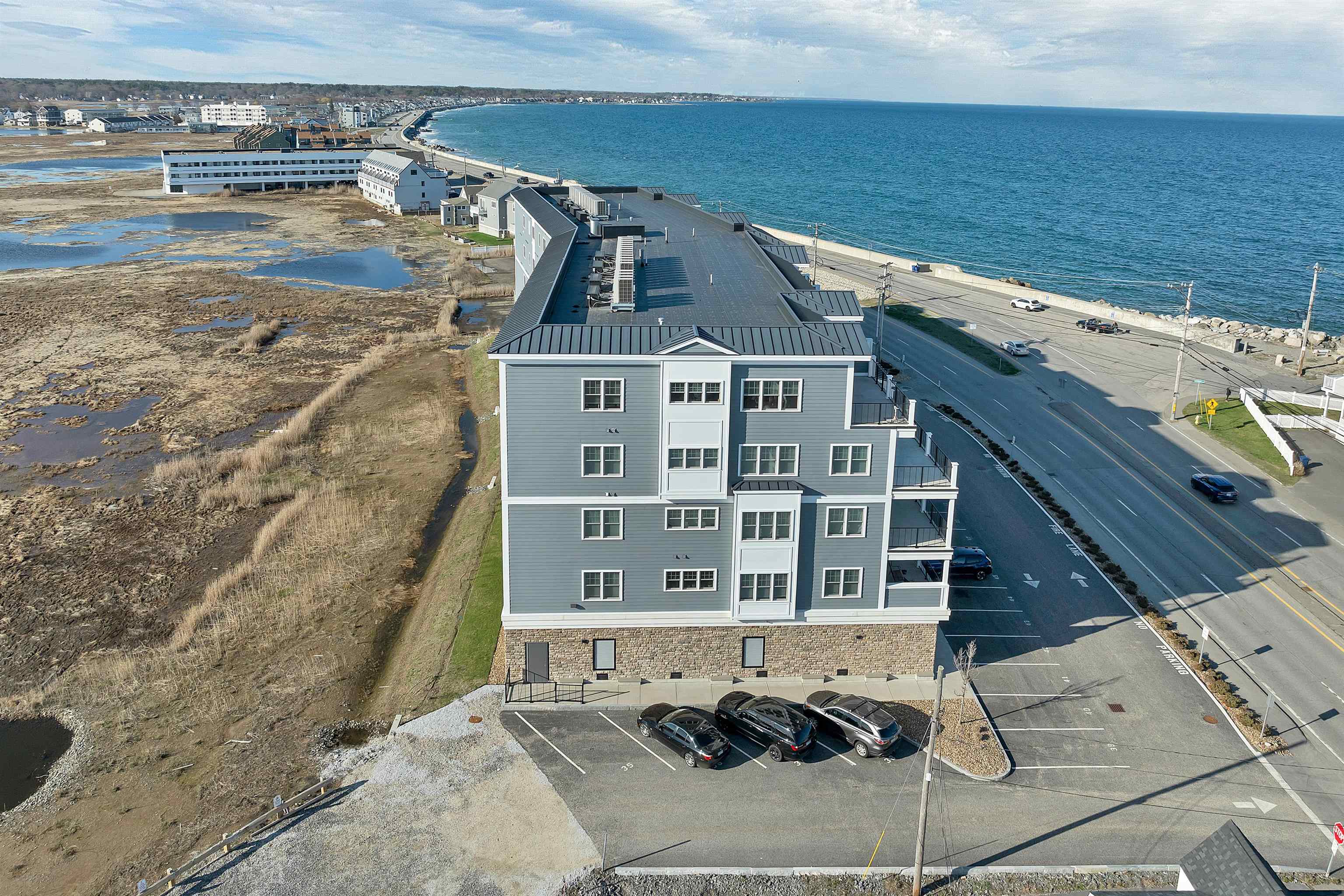 535 Ocean Boulevard 402