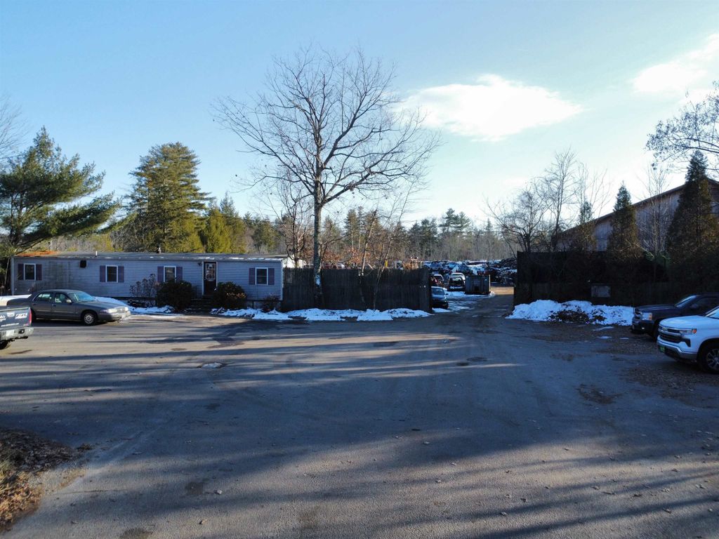 Photo of 55 Hall Road, Londonderry, NH 03053 (MLS # 5027201)