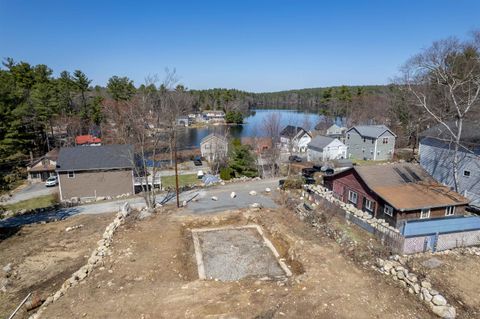 4 Andover Street Pelham NH 03076