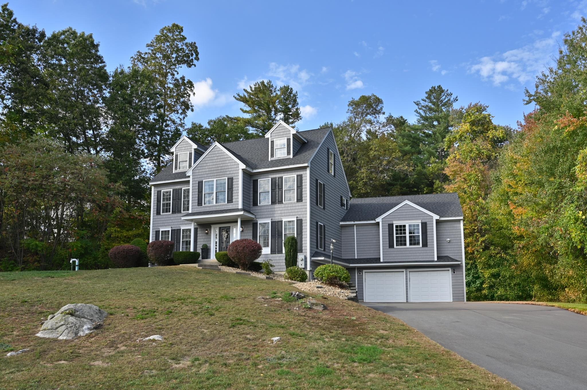 16 Autumn Woods Road