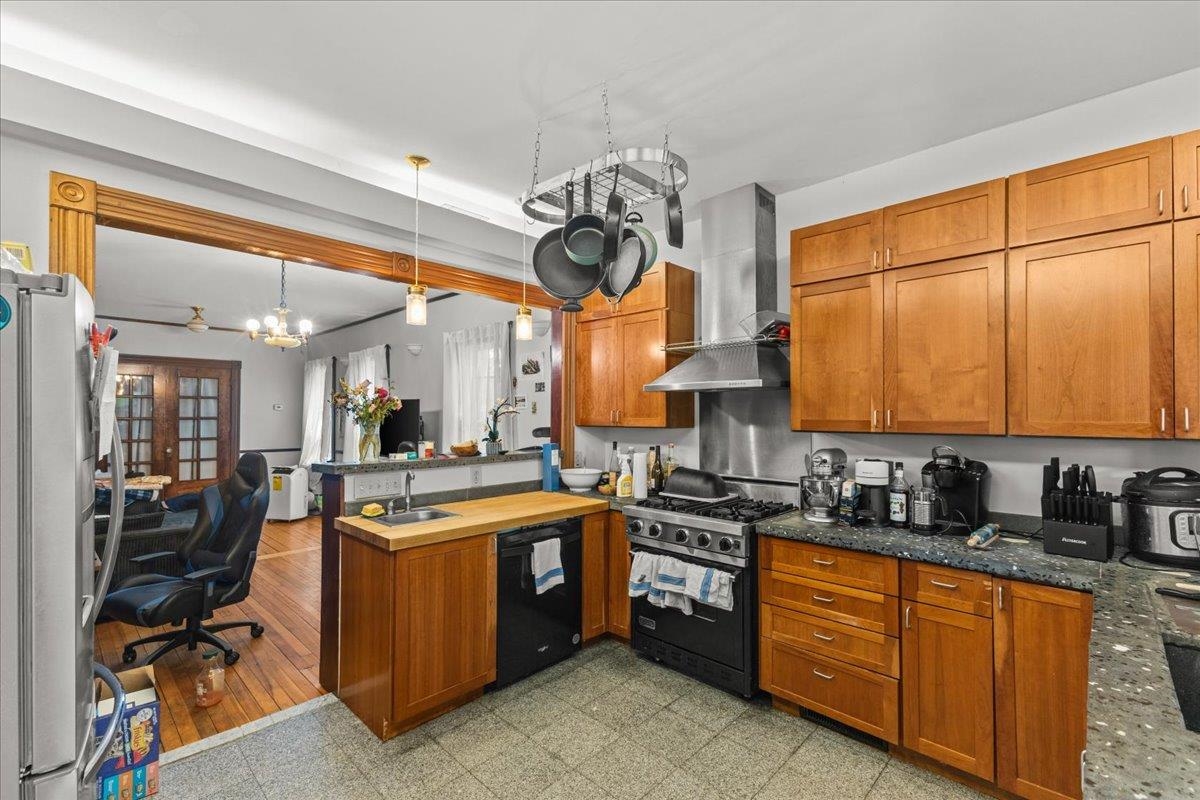 211-213 Saint Paul Street