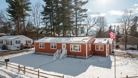 Photo of 23 Parkhurst Drive, Nashua, NH 03062 (MLS # 5071961)