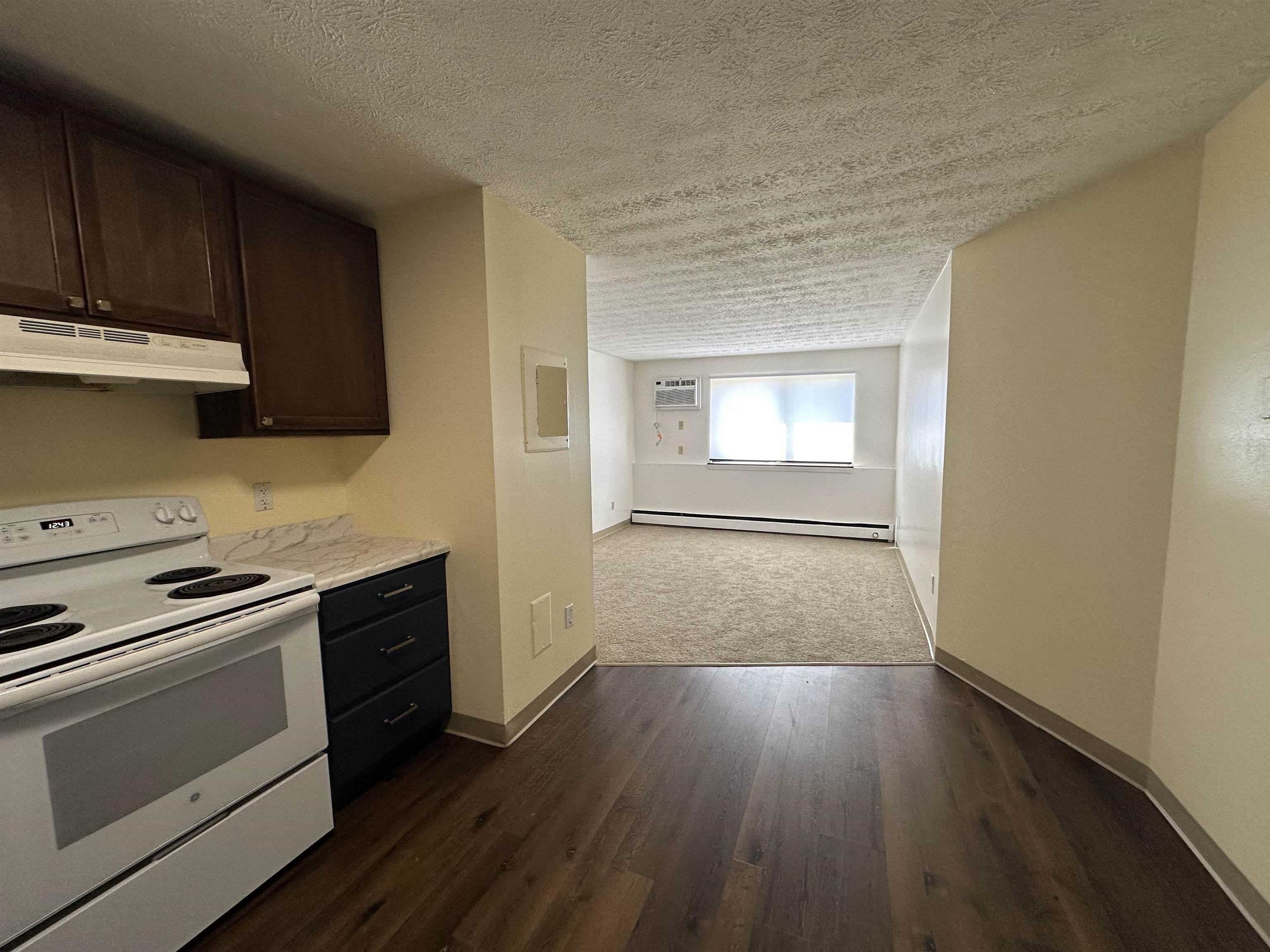 45 Log Street 1E