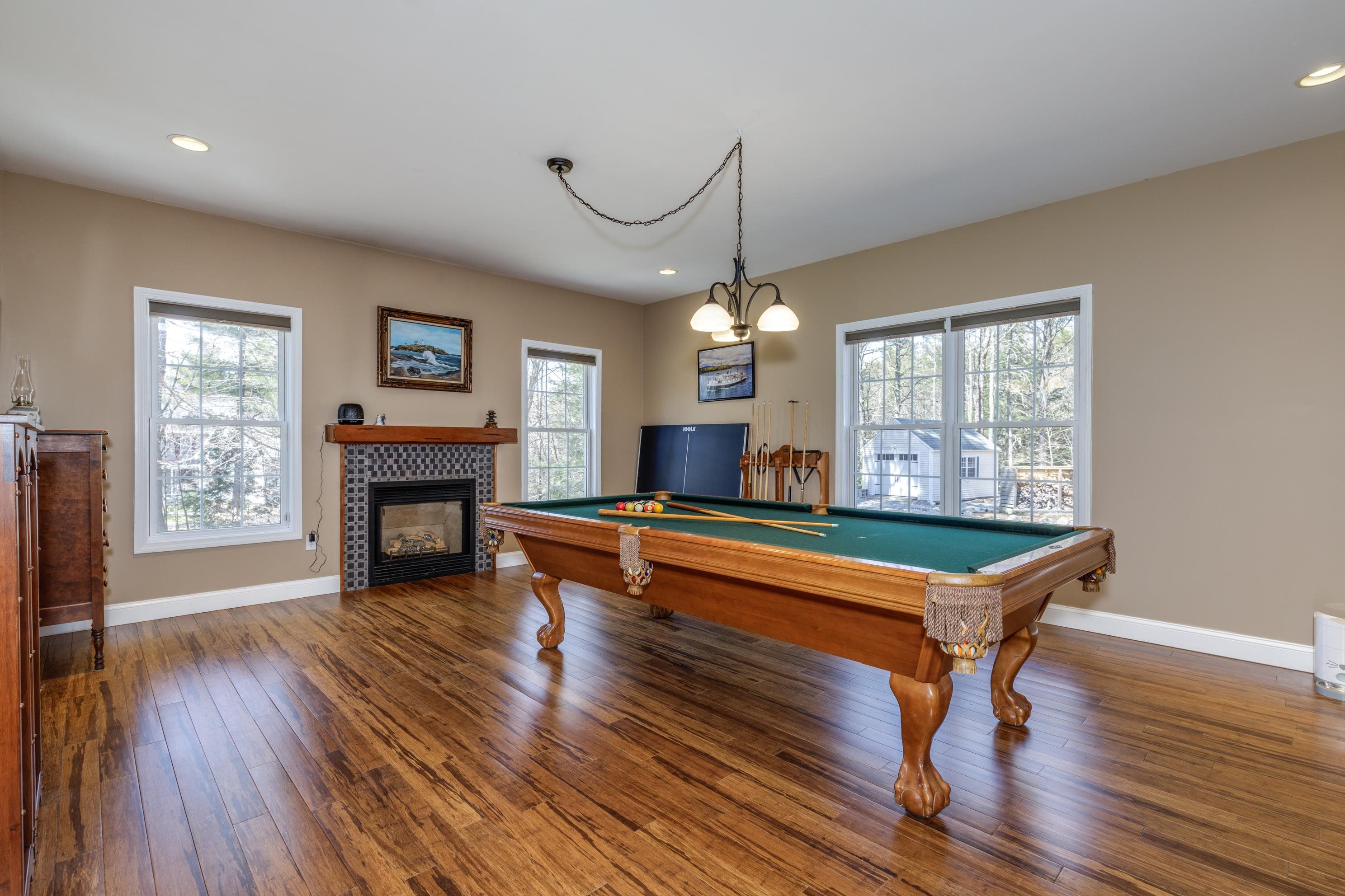 Deerfield, New Hampshire 03037, United States, 4 Bedrooms Bedrooms, ,3 BathroomsBathrooms,Residential,Pending,113866