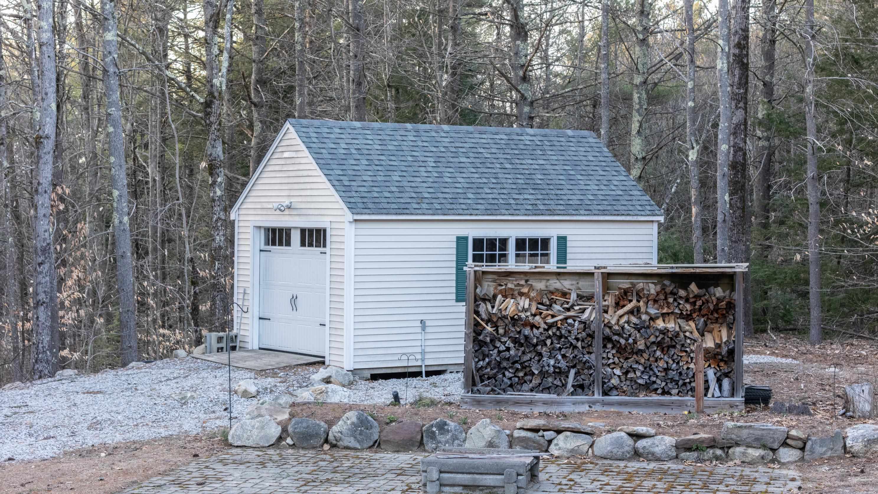 Deerfield, New Hampshire 03037, United States, 4 Bedrooms Bedrooms, ,3 BathroomsBathrooms,Residential,Pending,113866